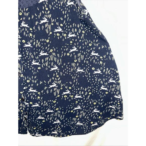 LC Lauren Conrad Womens Medium Disney Wonderland White Rabbit Sleeveless Blouse - Picture 4 of 11